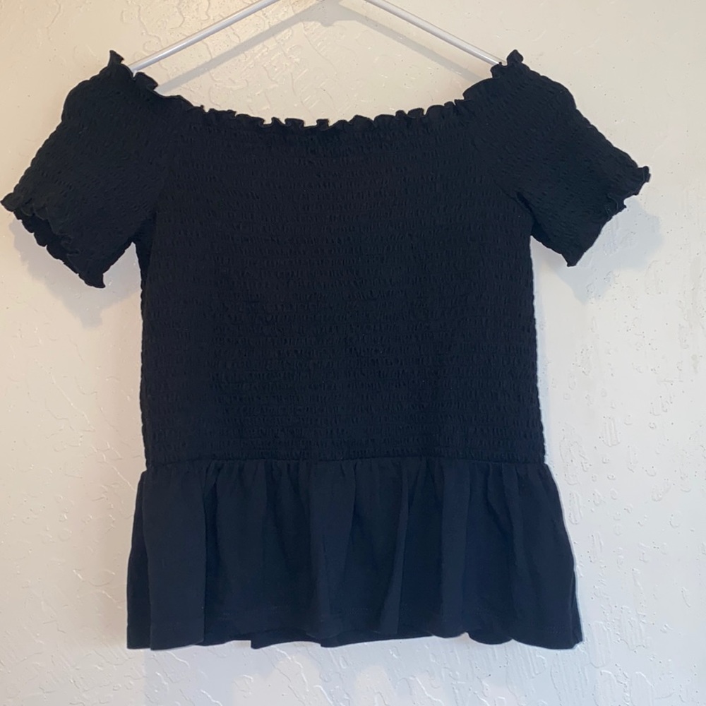 American Eagle black smocked top size M